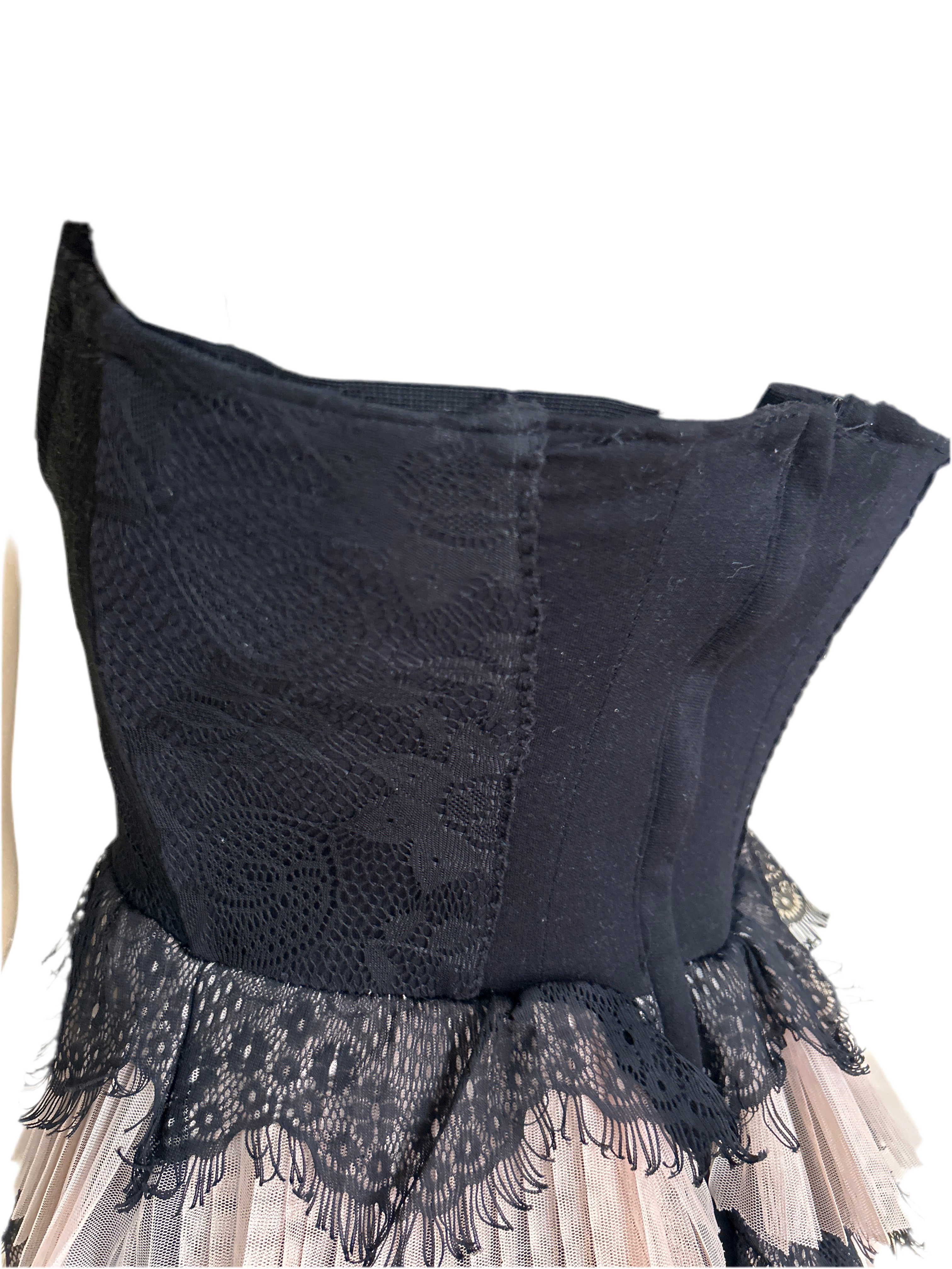 Vestido balada em Renda tomara que caia Tam p
