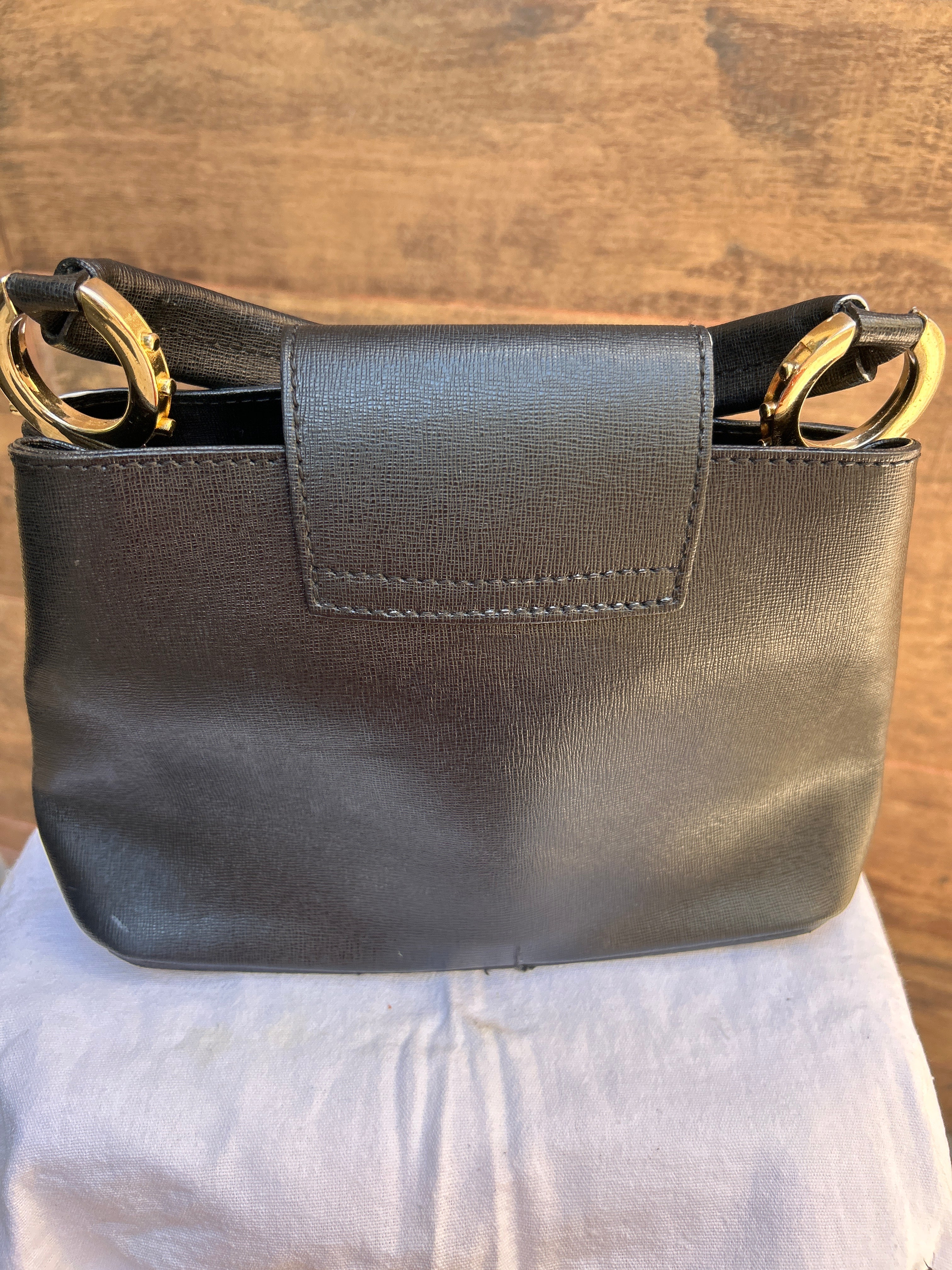 Bolsa fábricada na Itália original