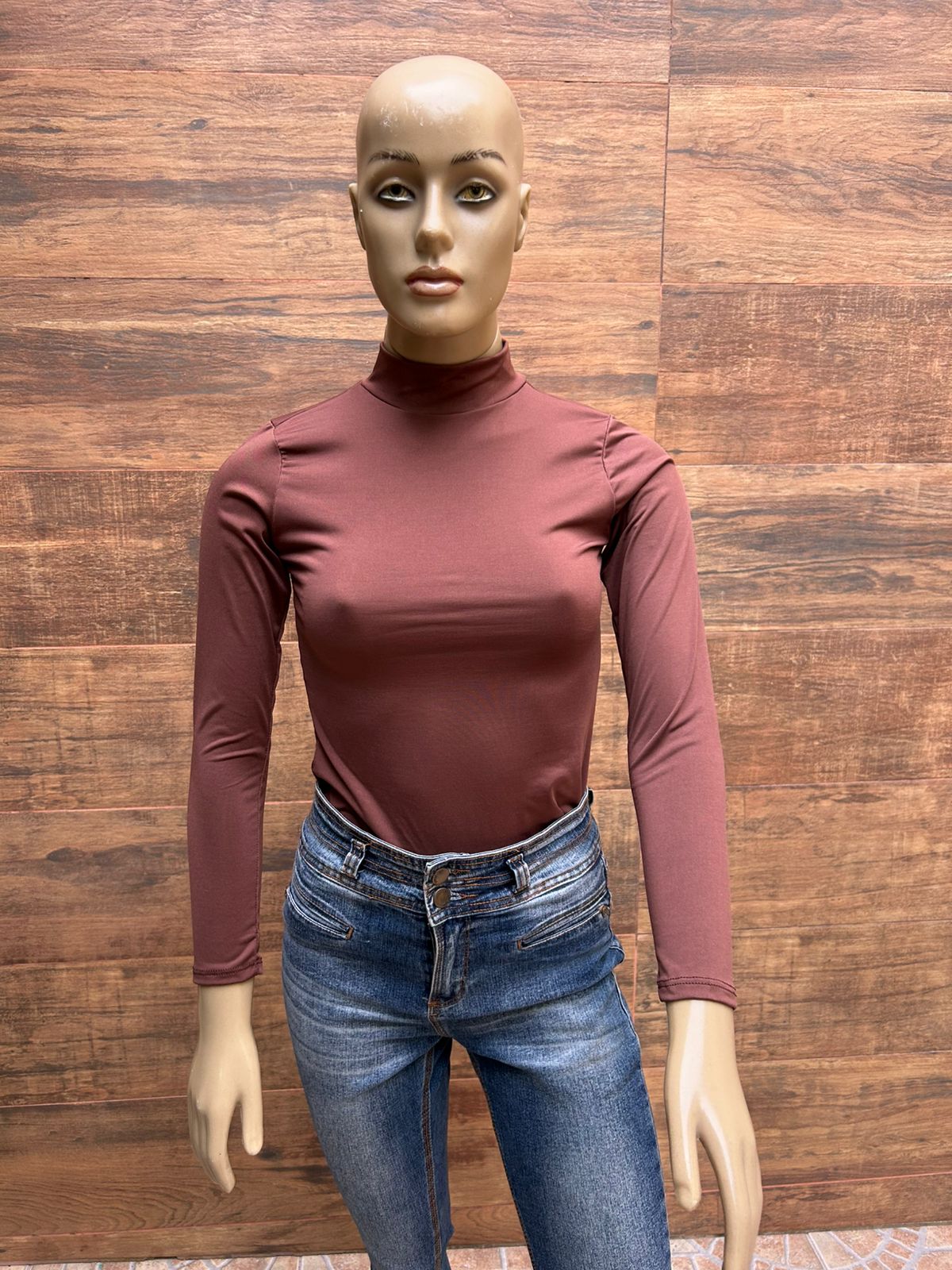 Blusa Gola Alta TAM - Único