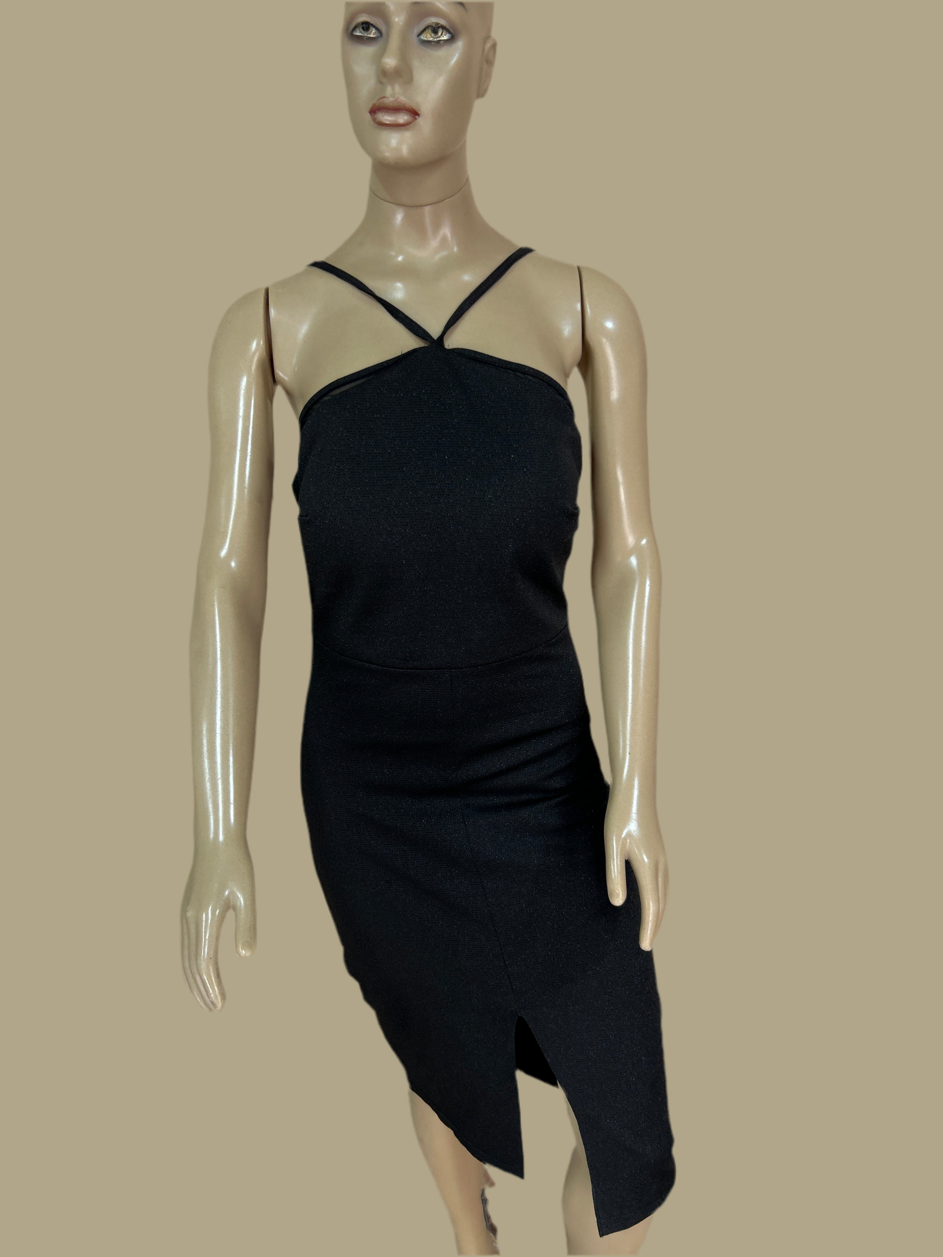 Vestido Mídi preto com leve brilho Tam M